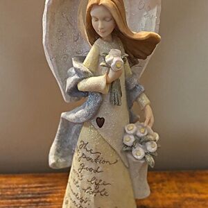 Enesco Cream and Tan Angel, Karen Hahn 2003 Acts of Kindness Figurine